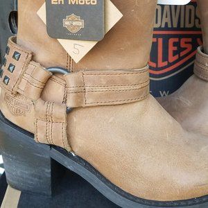 Harley Davidson Boots ladies tan sz. 5 NIB
